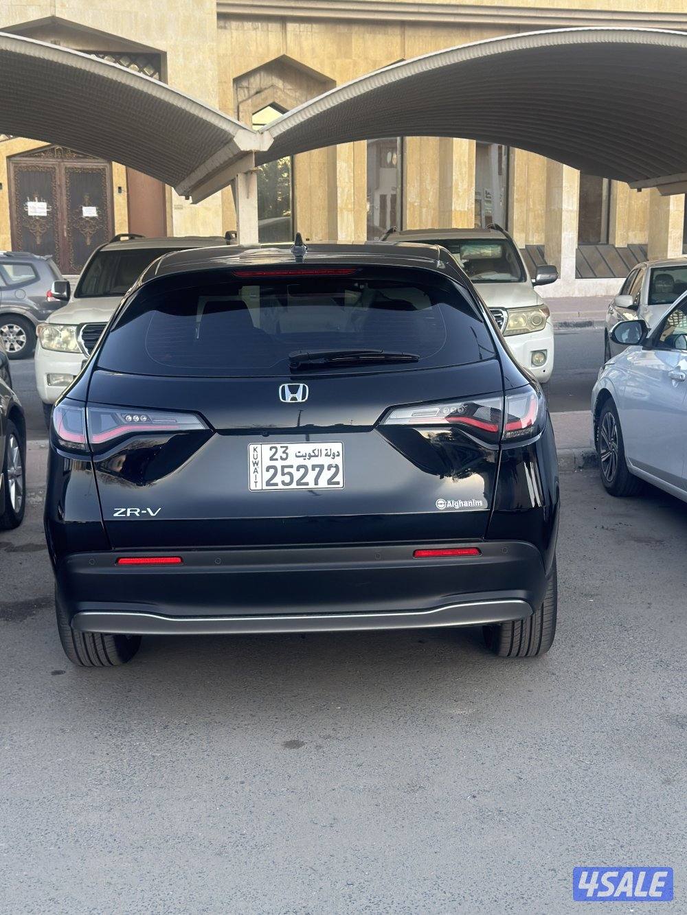 للبيع جيب هوندا ZRV2