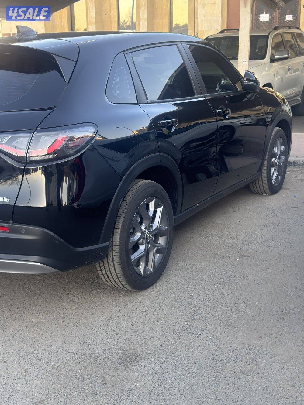 للبيع جيب هوندا ZRV3