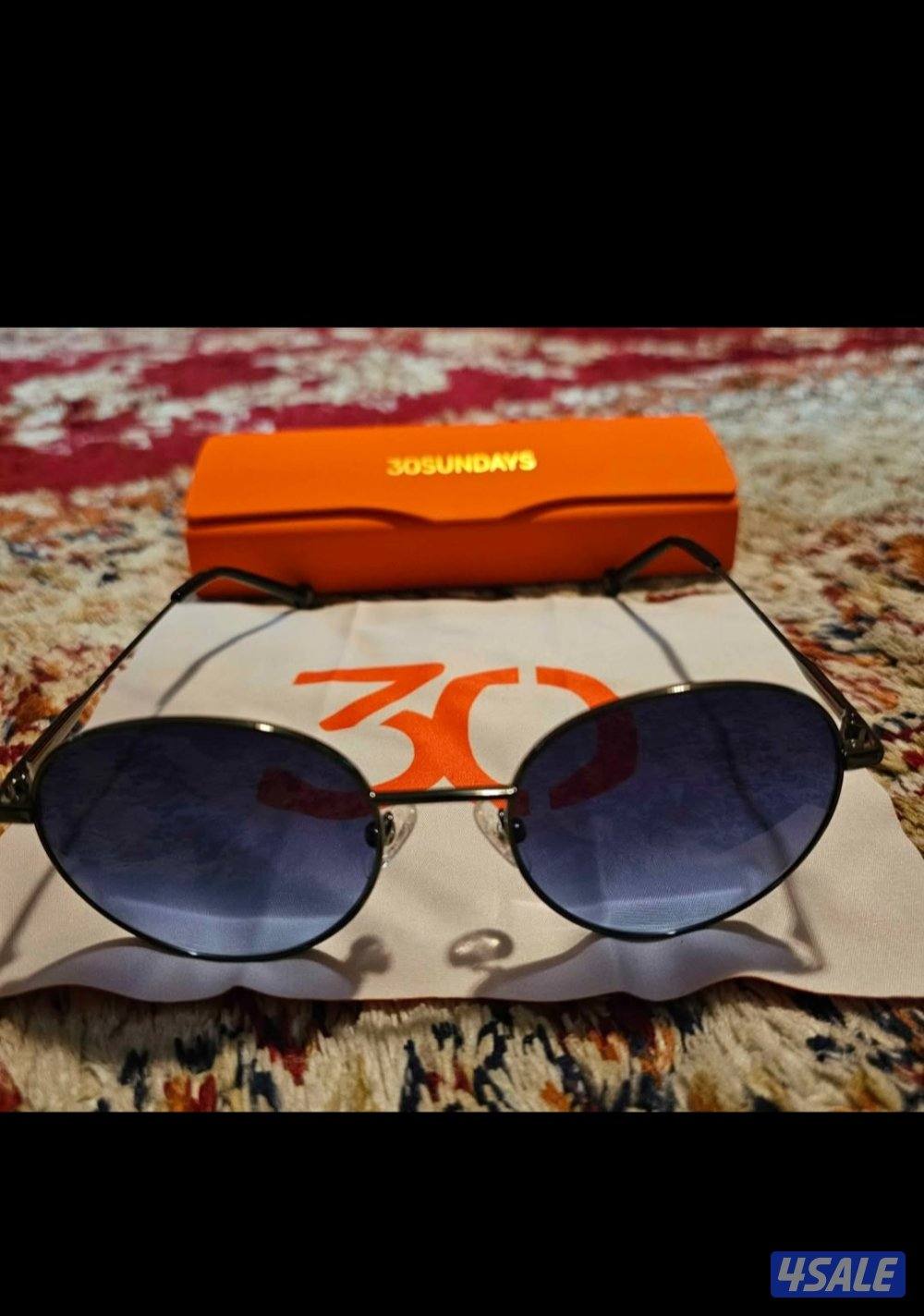 30SUNDAYS TURN AROUND SUNGLASSES FOR SALE BRAND NEW WITH BOX2