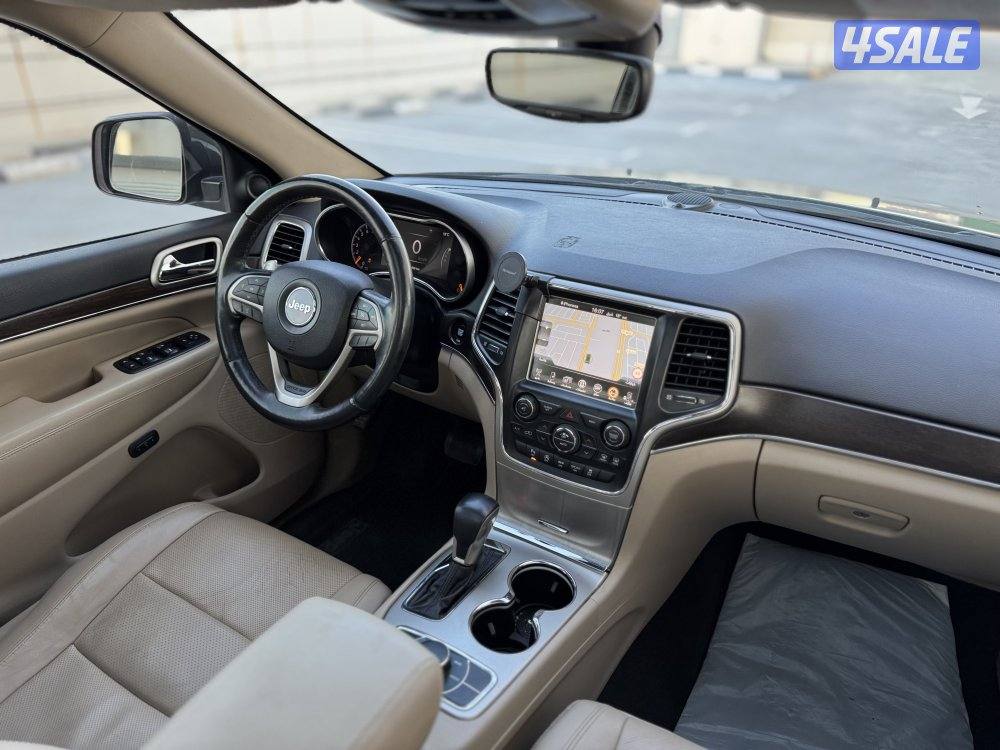 جراند شيروكي ليمتد اعلى درجه 2017 عداد 160 وارد الوكالة شرط الفحص3