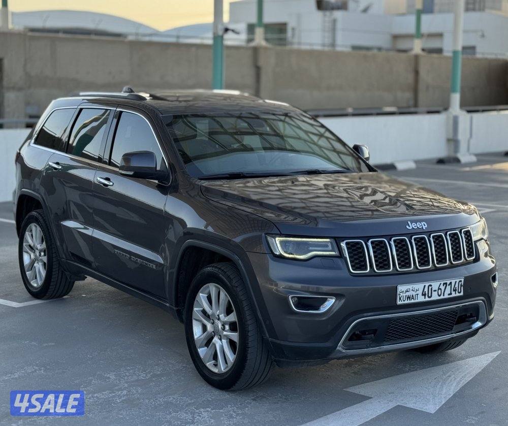 جراند شيروكي ليمتد اعلى درجه 2017 عداد 160 وارد الوكالة شرط الفحص5