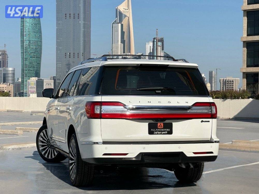 لنكولنNAVIGATOR LUXURY موديل2021 عداد47الف وارد الغانم تحت الكفاله3