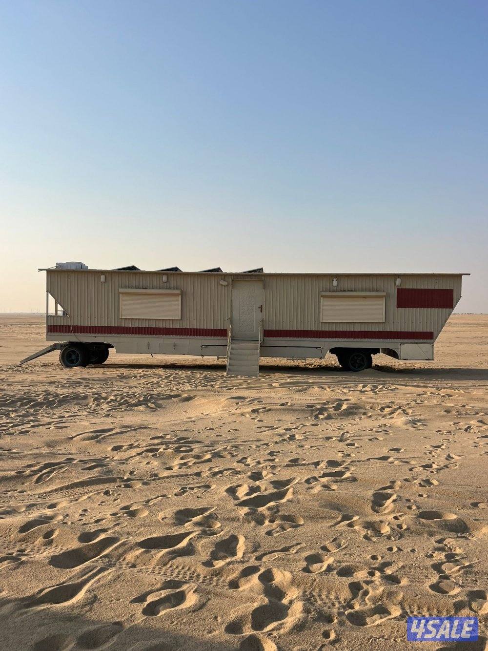 للبيع كبرة طولها 13 متر والعرض 3.75 تتكون من غرفتين وبينهم حمام1