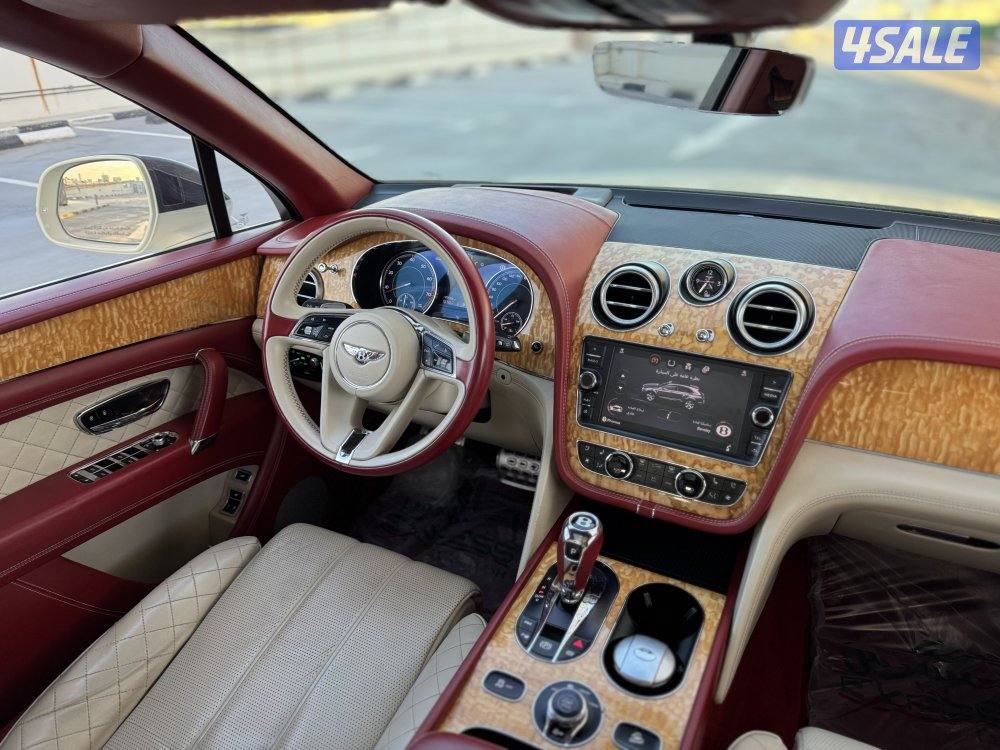 للبيع جيب بنتلي بتيجا 2017 مواصفات خاص لون مميز كت كاربن فايبر7