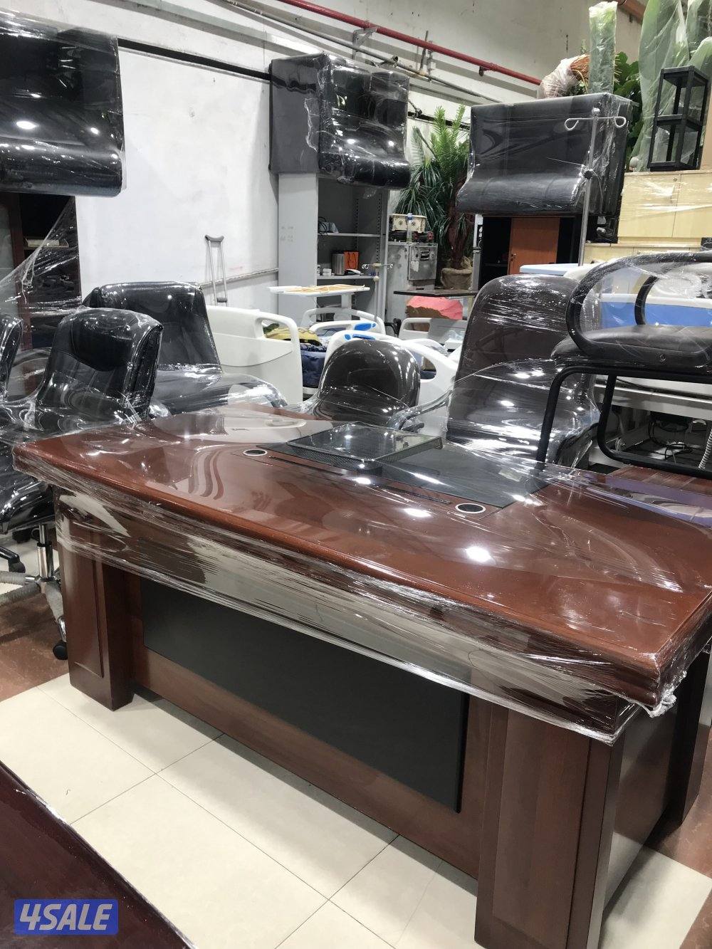 بيع الإثاث المكتبي3