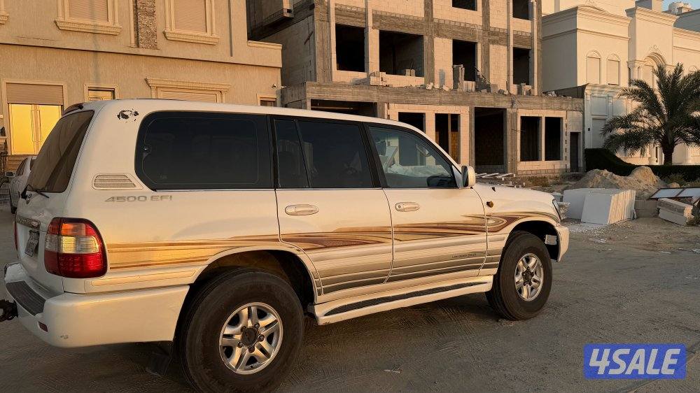 لاند كروزر 2006 قير عادي3