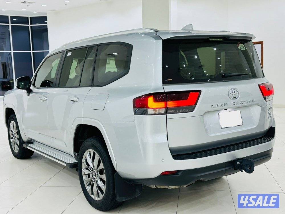 للبيع تويوتا لاندكروس K 4 GXR  موديل 20252