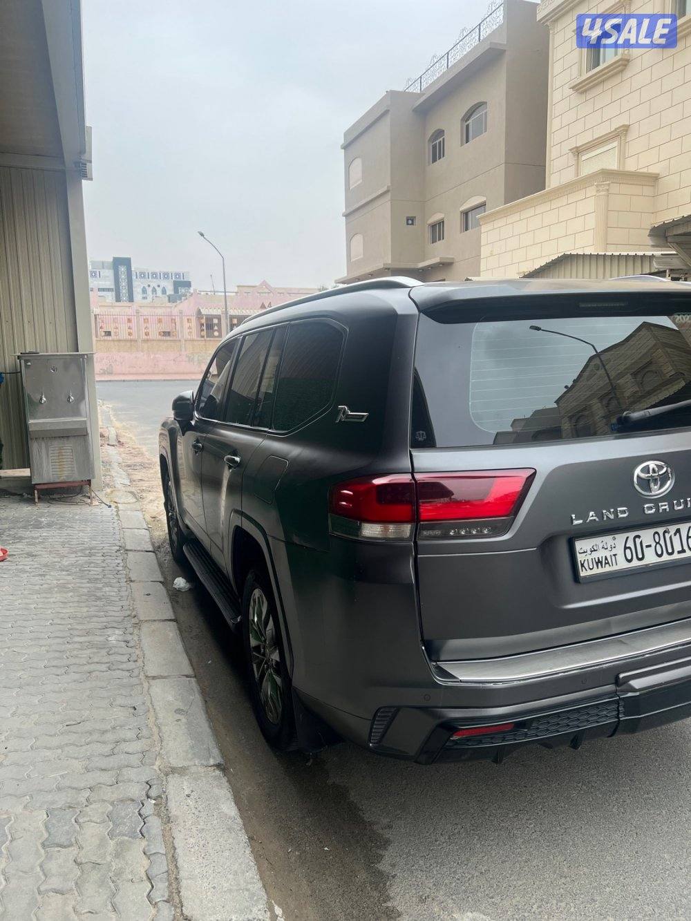 لاند كروز الساير ٢٠٢٢ ايرو اس بدون تيربو صبغ الوكالة فل حمايه ماشي 2102