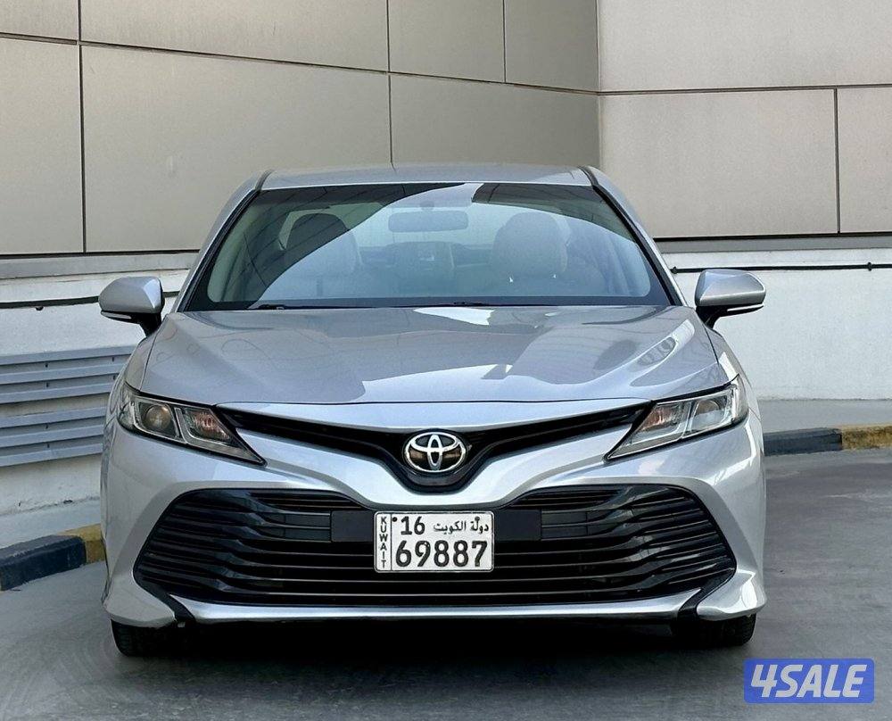 كامري LE / ٢٠١٨3