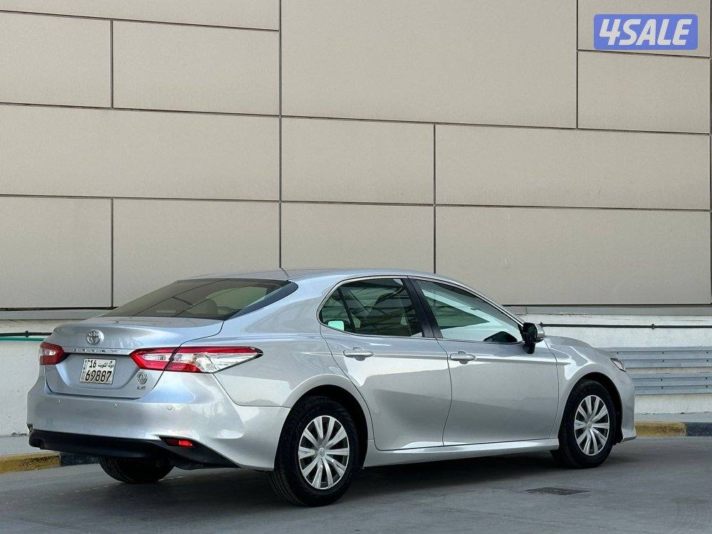 كامري LE / ٢٠١٨7