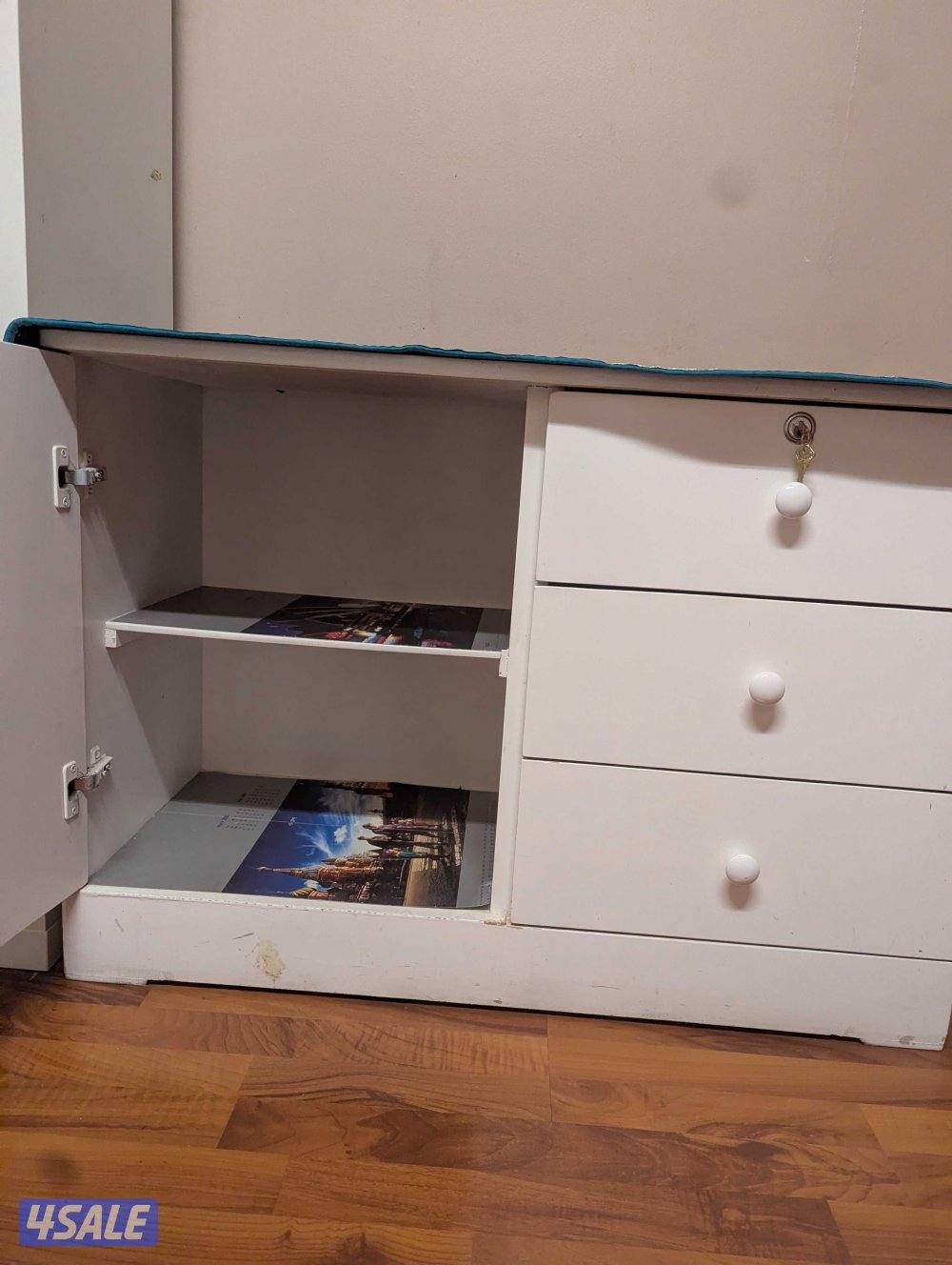 Home furniture & electronics - Relocating soon - All items must go5