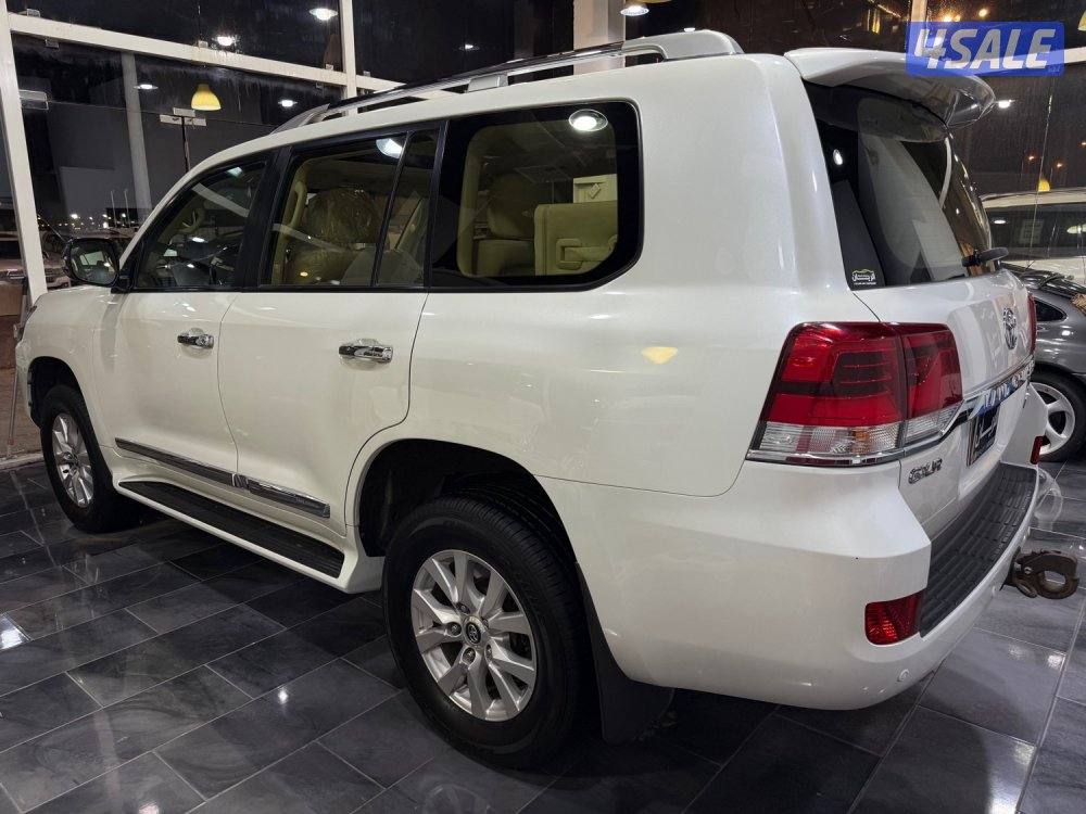 لاند ٢٠١٦ جلد الساير بحالة الوكالة3