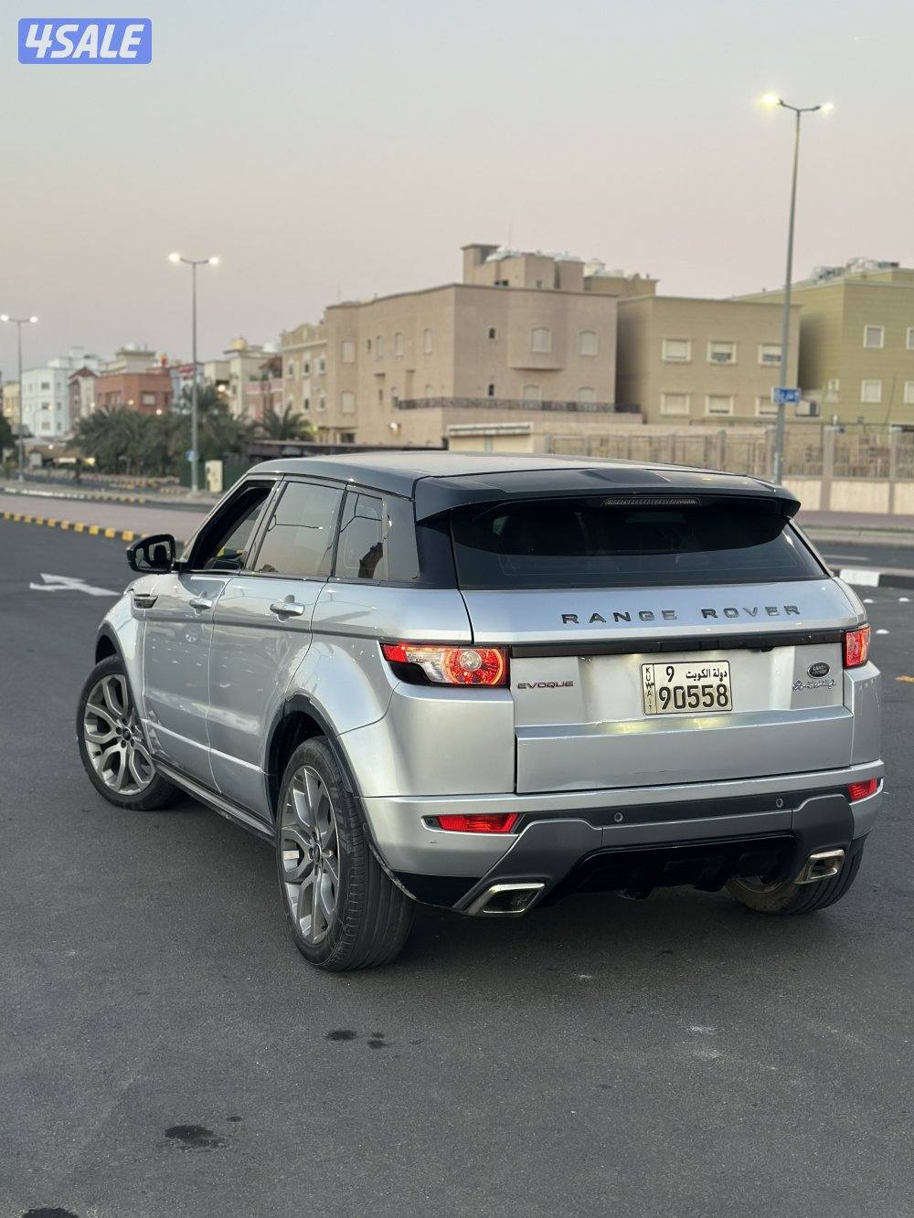 للبيع رنج روفر ايفوك4