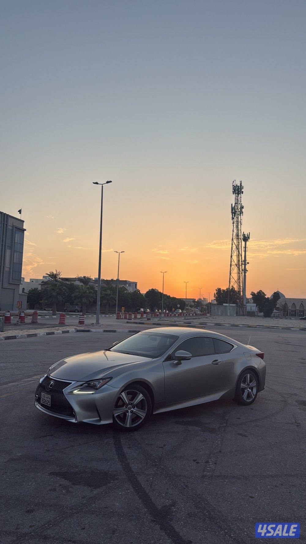 للبيع لكزس rc 350 شرط الفحص موديل 20150