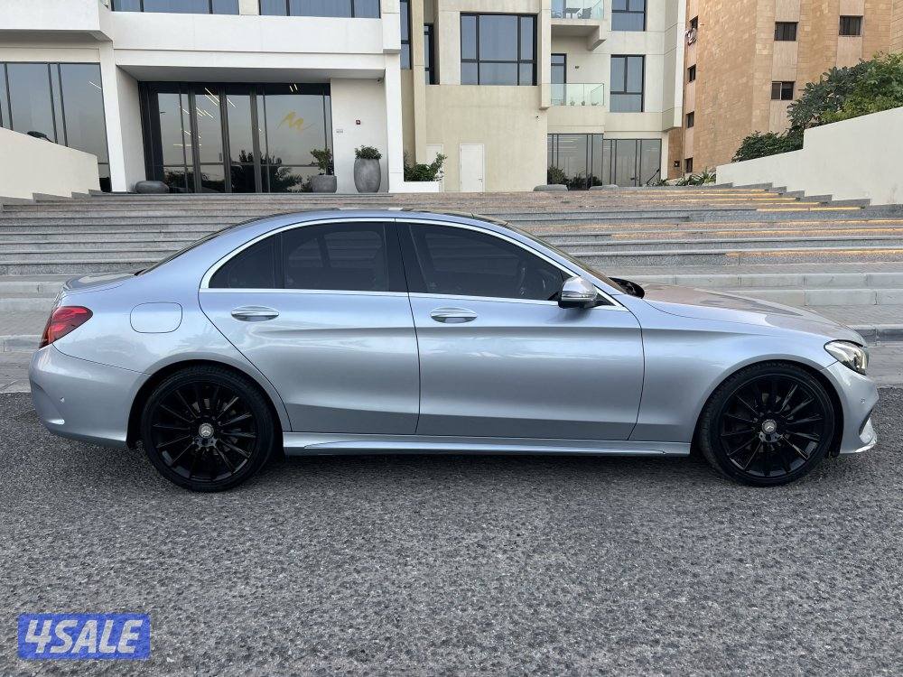 للبيع مرسيدس C2002