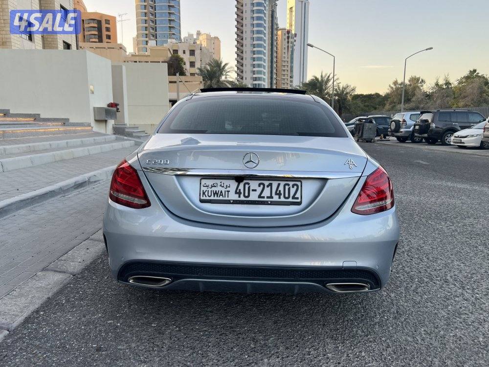 للبيع مرسيدس C2003