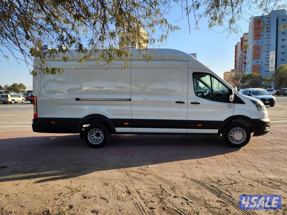 ترانزيت 2021 بوكس مقفل سقف عالي ديزل قير عادي عداد ٤٣ ألف سرفس منتظم2