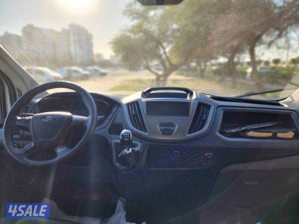 ترانزيت 2021 بوكس مقفل سقف عالي ديزل قير عادي عداد ٤٣ ألف سرفس منتظم9