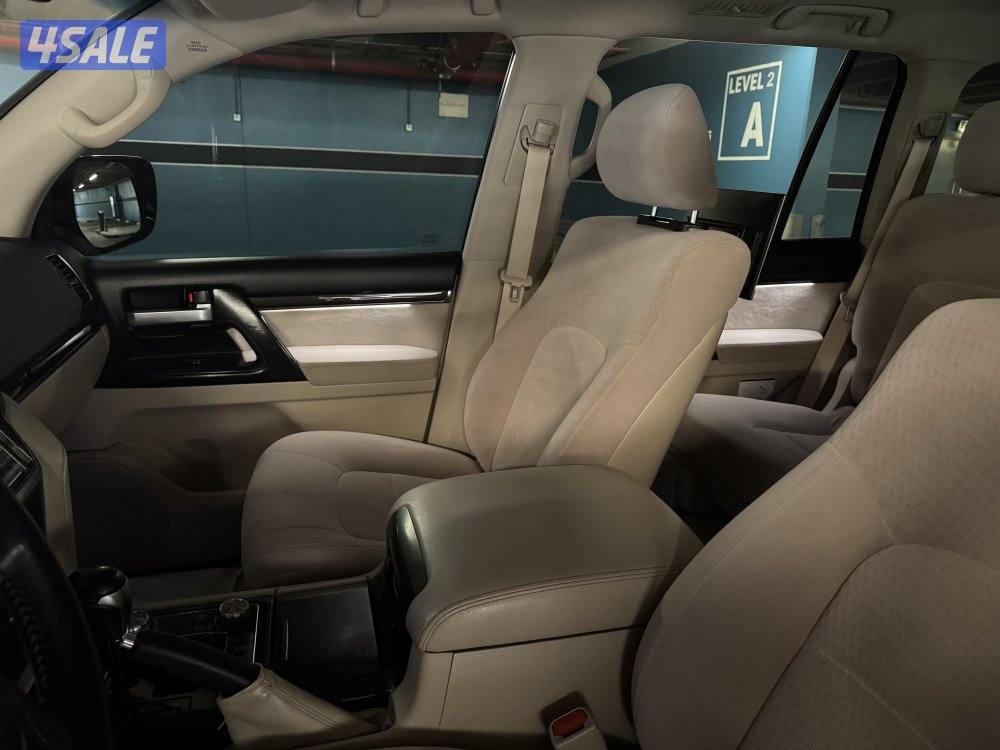 لاندكروز 2020 صبغ الوكاله عداد 10912