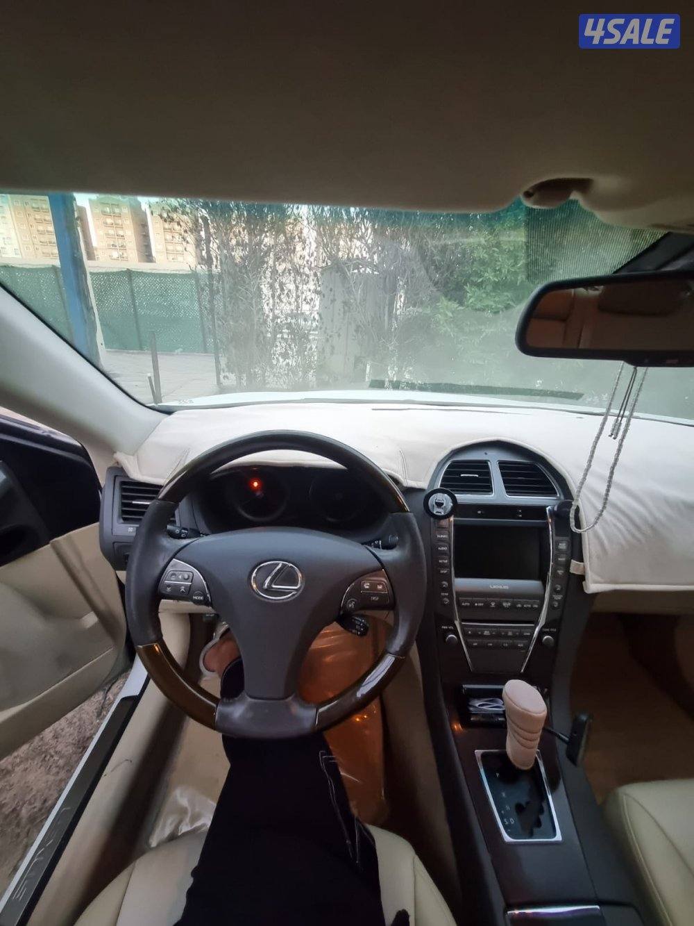 للبيع الكزس 350 صبغ الوكاله داخليه نظيفه رموتين الوكاله موجوده2