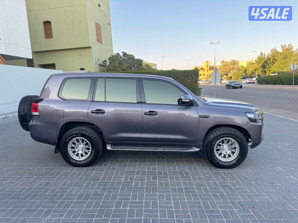 لاند قير عادي فتحه ثلاجه GXR5