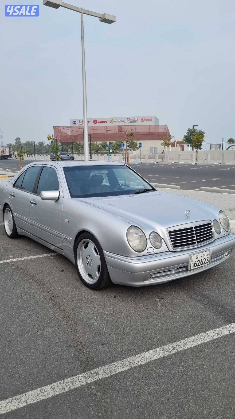 للبيع مرسيدس  AMG E55 موديل 19999