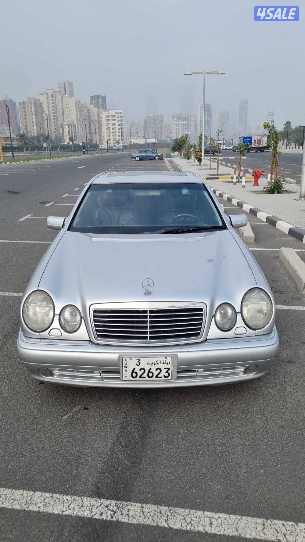 للبيع مرسيدس  AMG E55 موديل 199910
