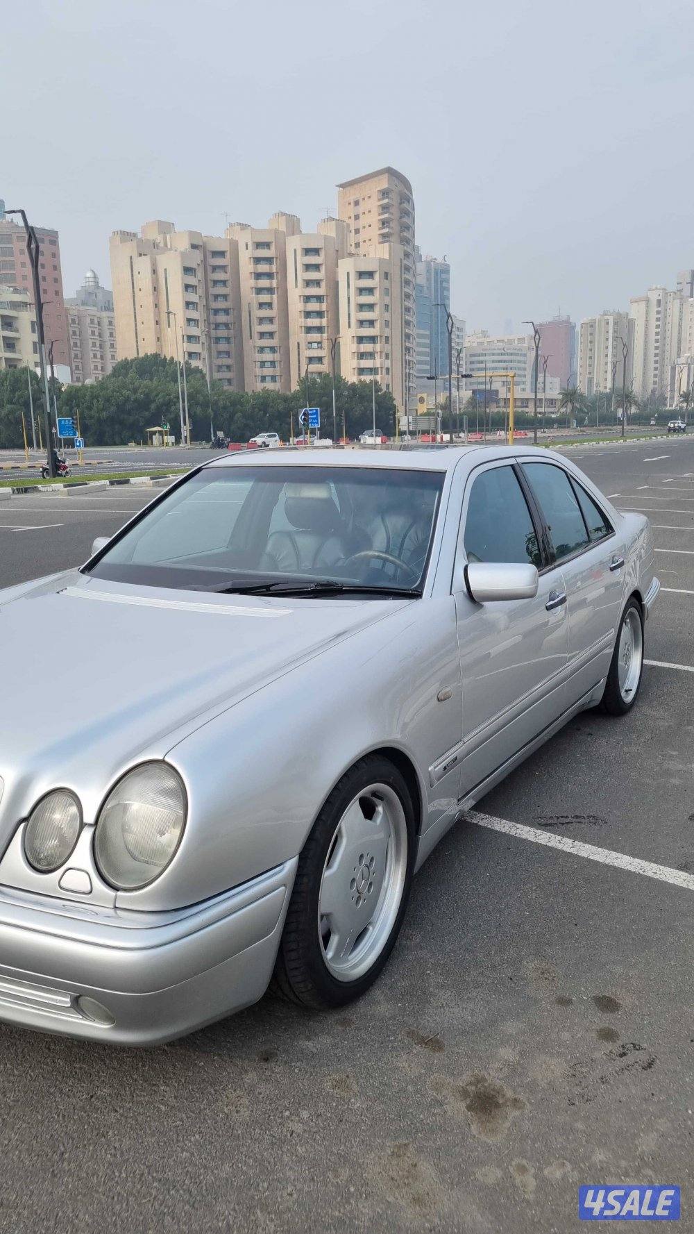 للبيع مرسيدس  AMG E55 موديل 199912