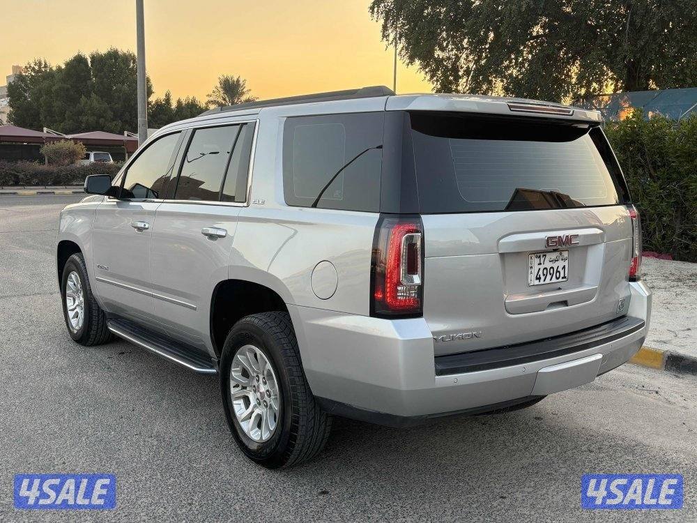 يوكن 2019 عداد 98 الف بحالة المصنع3