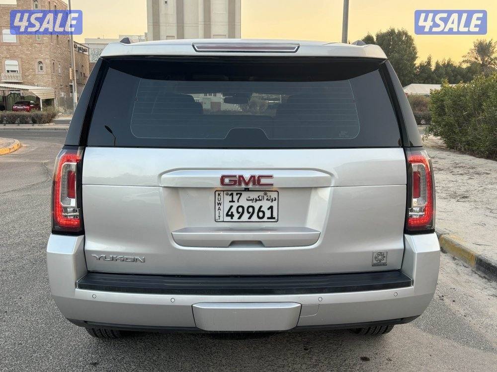 يوكن 2019 عداد 98 الف بحالة المصنع5