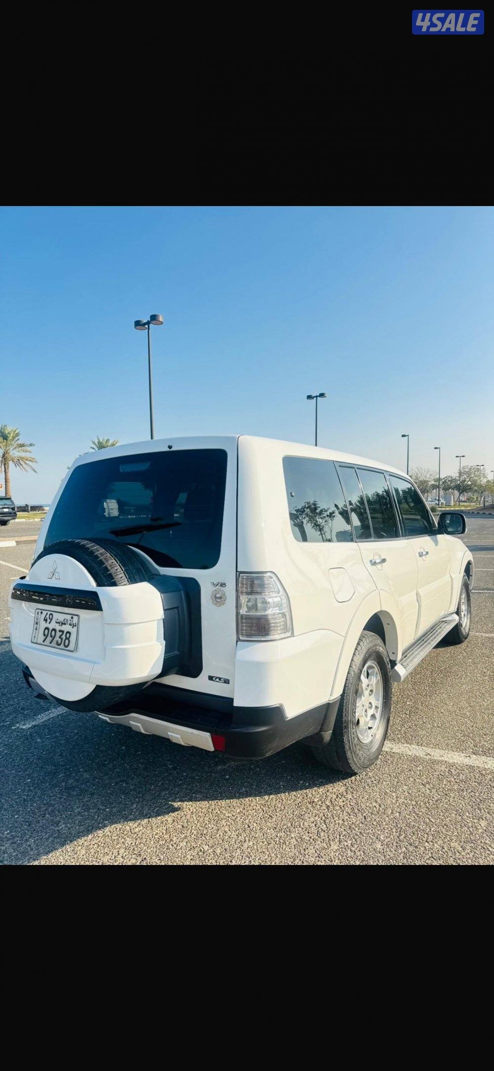 للبيع جيب باجيرو 20093