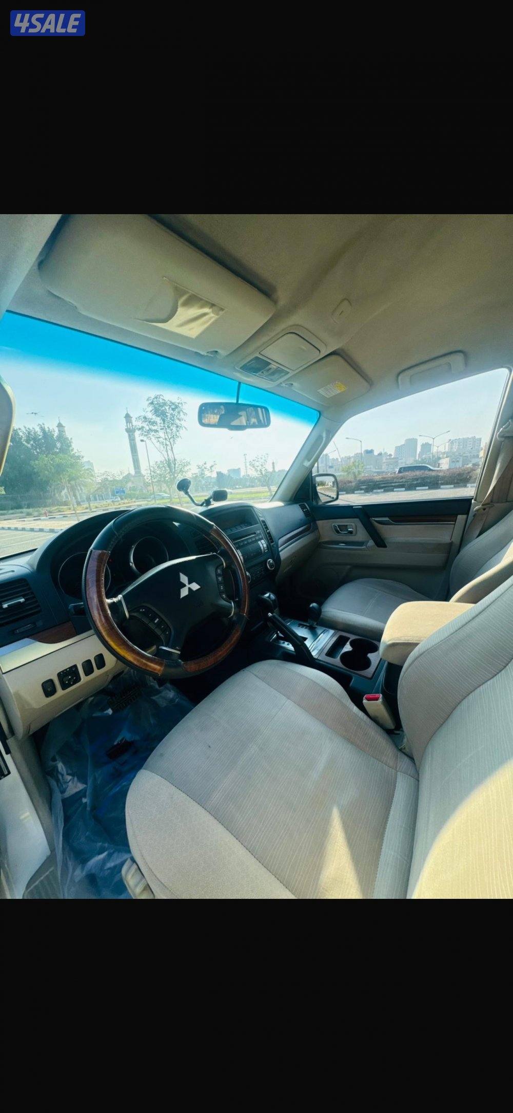 للبيع جيب باجيرو 20096