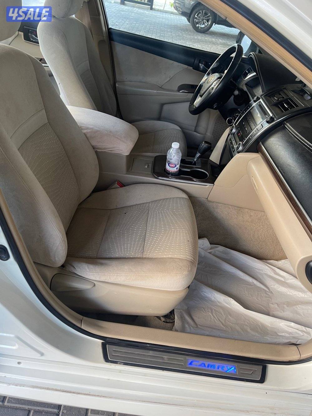 للبيع كامري موديل 2012 صبغ الوكاله السياره بحالت الوكاله شرط الفحص4