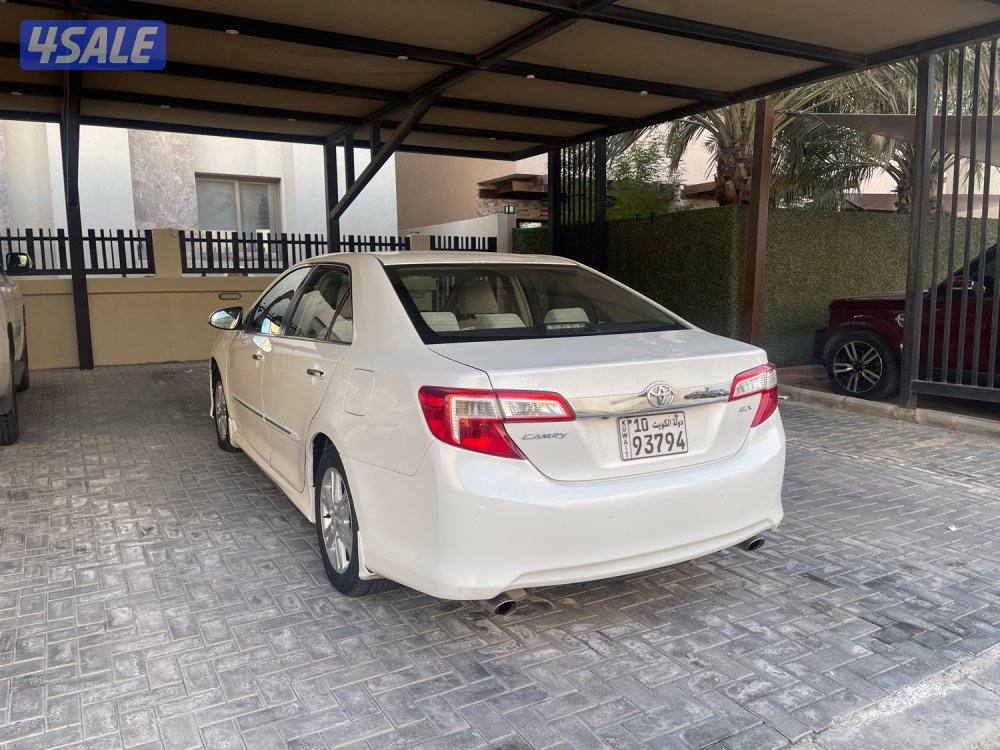 للبيع كامري موديل 2012 صبغ الوكاله السياره بحالت الوكاله شرط الفحص8