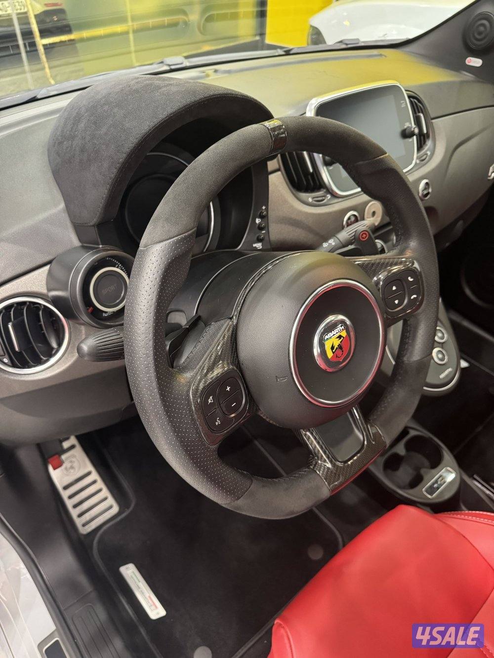 ABARTH 2020 ماشيه ٣٣ الف7