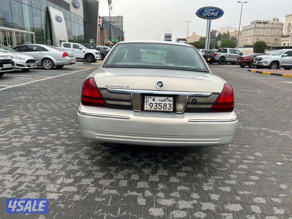 فورد ماركيز موديل ٢٠١١7