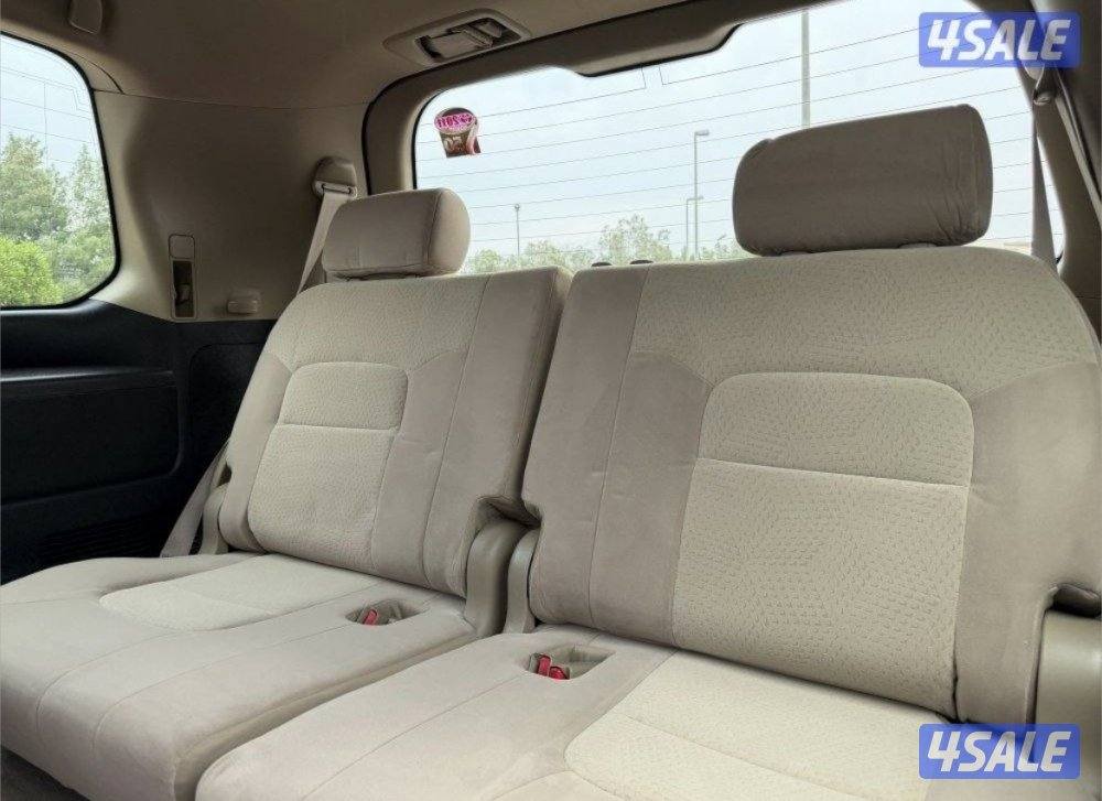 للبيع لاند 2011 GXR13