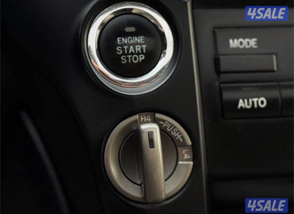 للبيع لاند 2011 GXR14