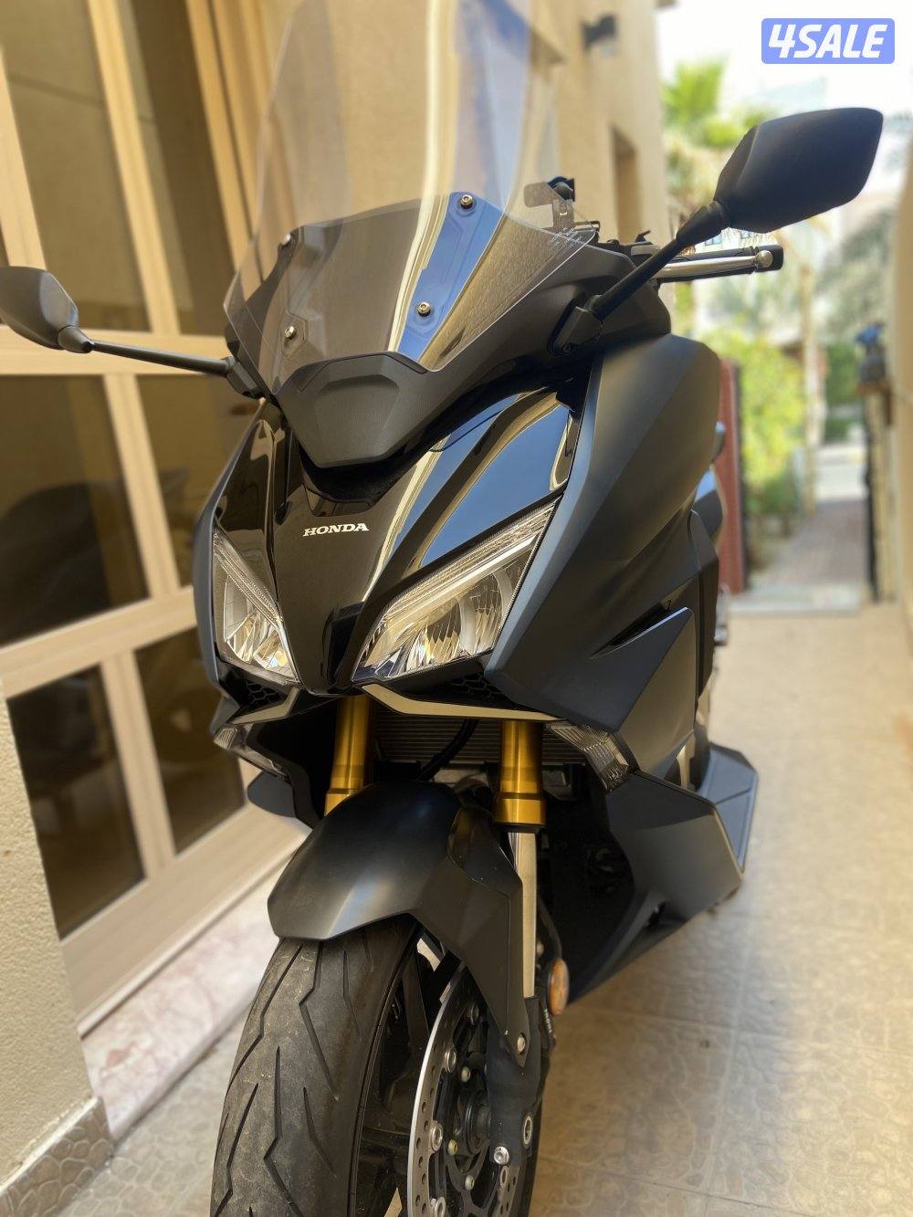 للبيع سكوتر هوندا4