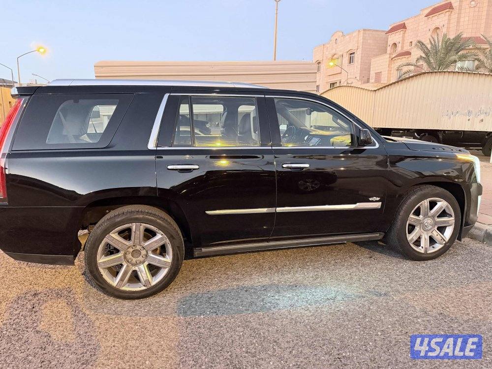 اسكاليد بريميوم 2015 بحالة ممتازة3