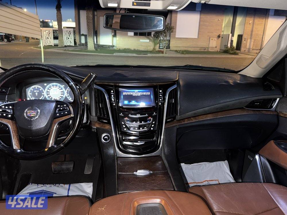 اسكاليد بريميوم 2015 بحالة ممتازة6