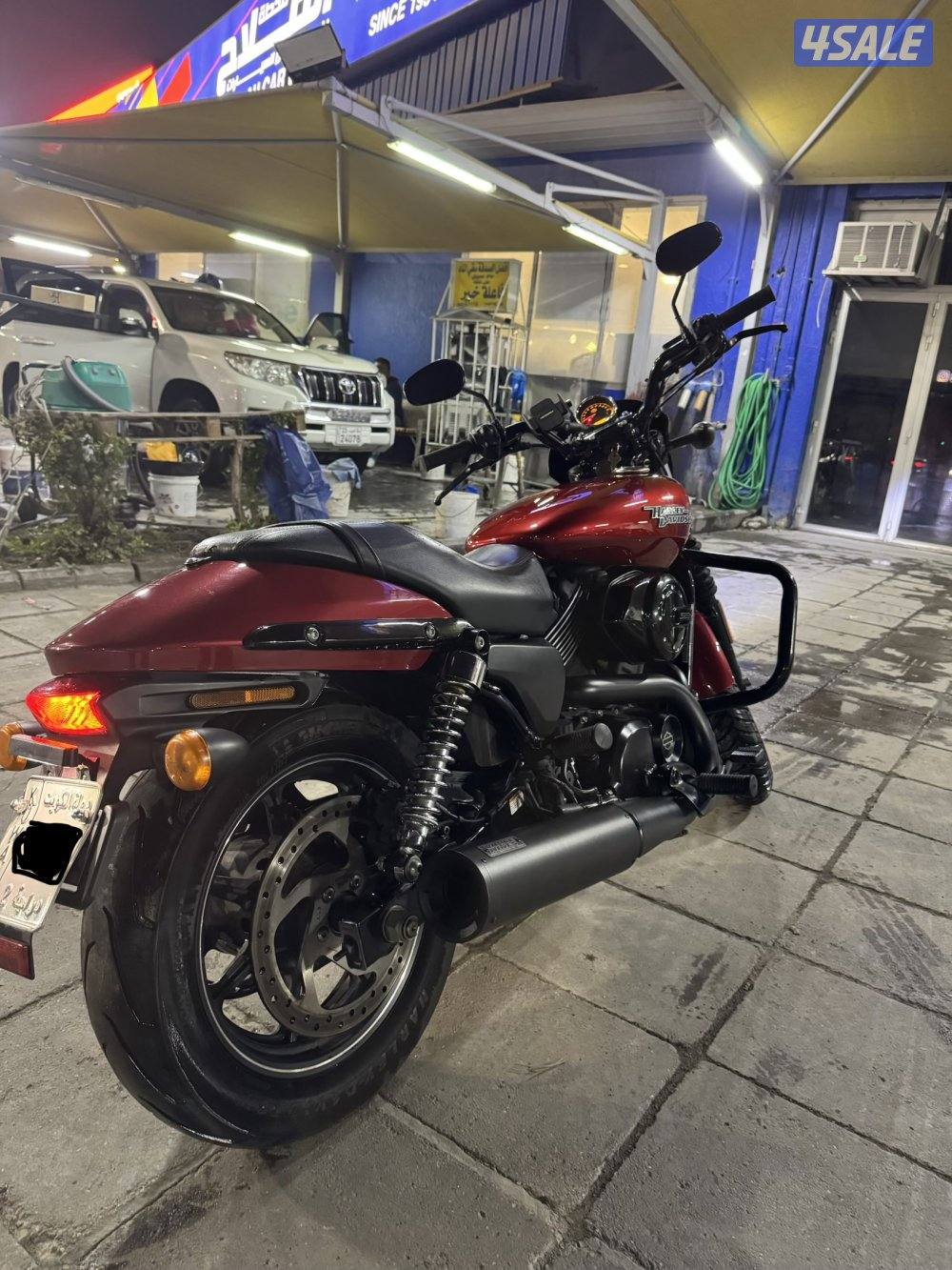 Harley Davidson street 750 in mint condition3