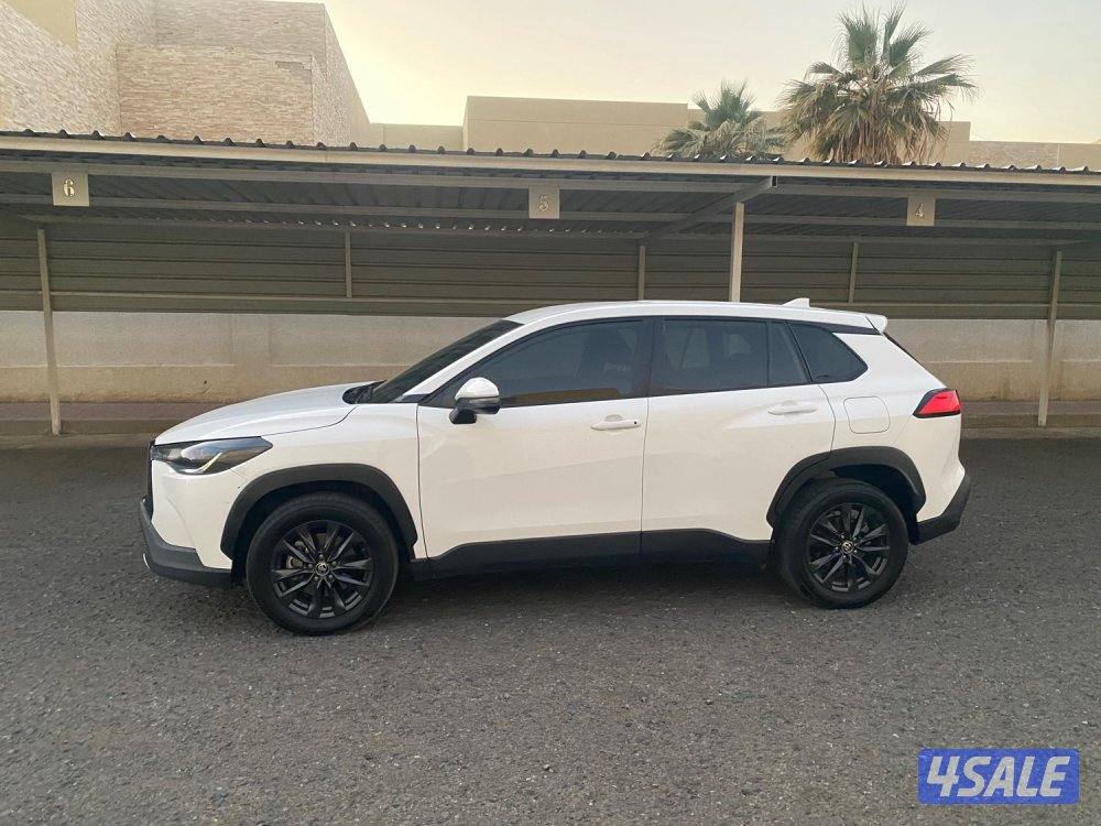 تويوتا كروس 2023 صبغ الوكاله عداد128 الف وارد الوكاله1