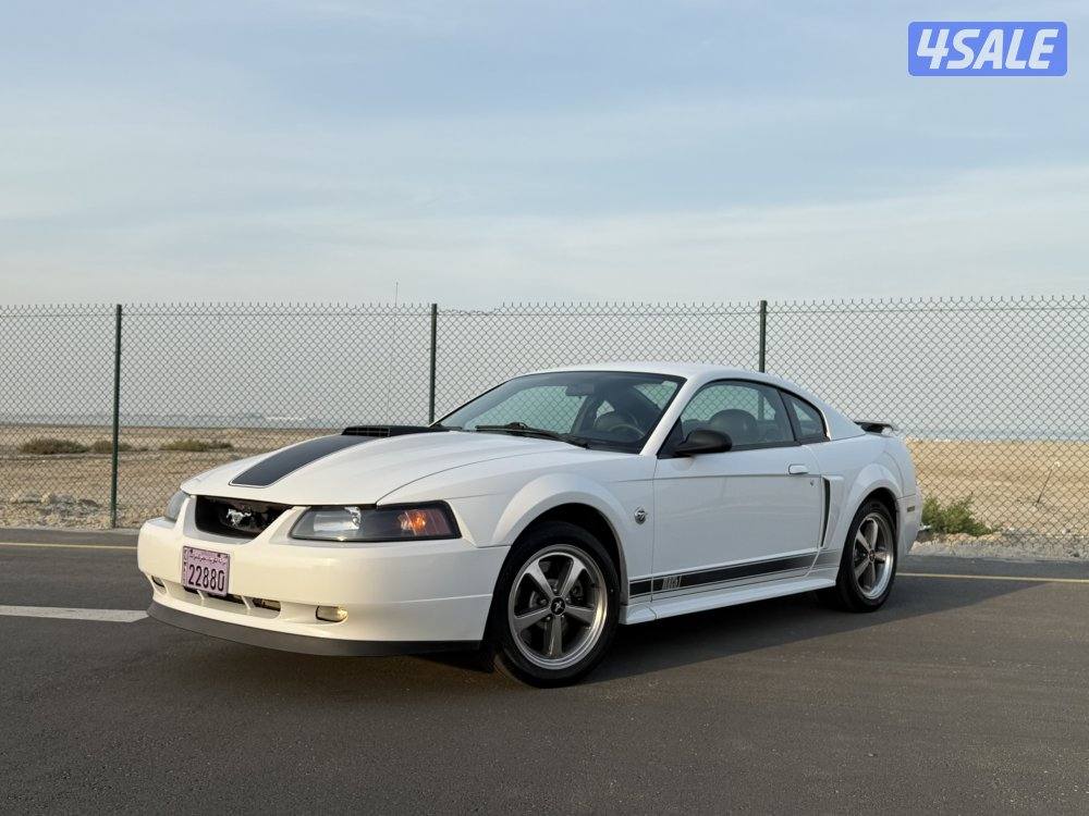 للبيع فورد موستنغ 2004 ماك 10