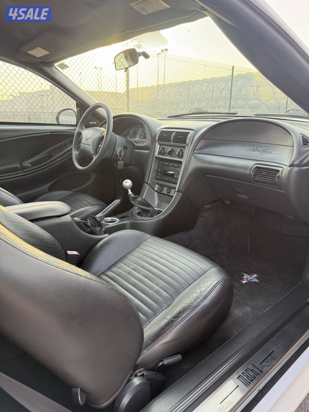 للبيع فورد موستنغ 2004 ماك 14