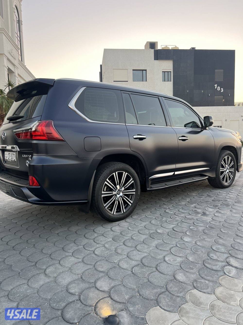 LX 570 S صبغ وكالة11