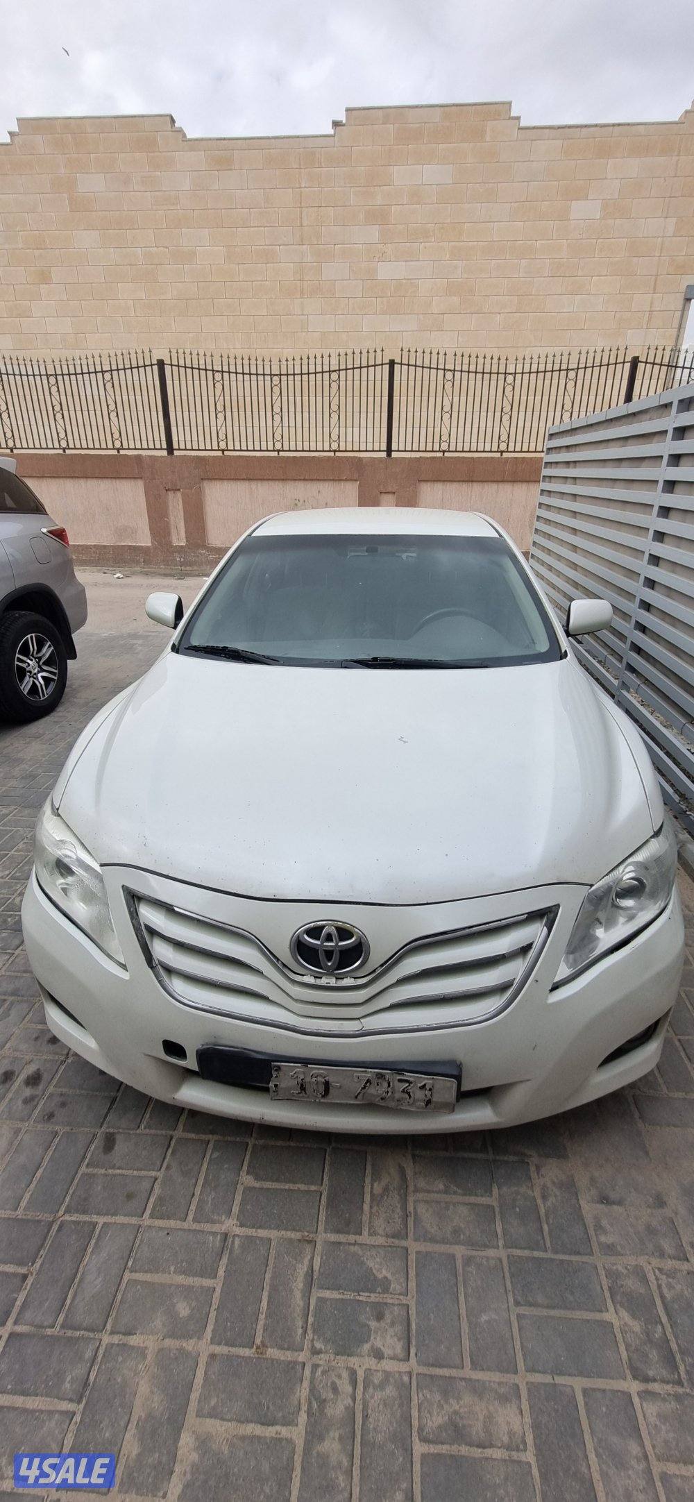 للبيع كامري موديل 201p7