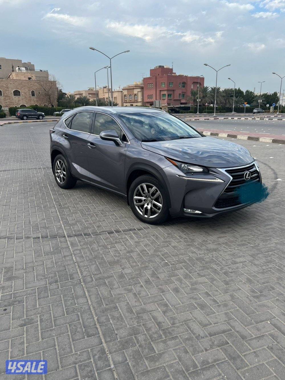 للبيع لكزس NX200t موديل 20162