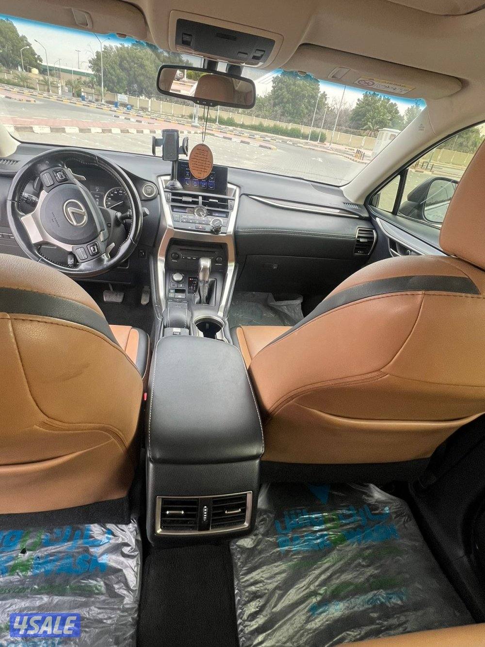 للبيع لكزس NX200t موديل 20167