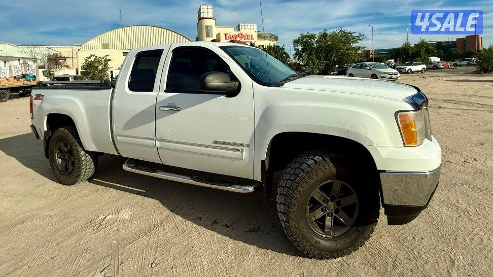 جمس سييرا Z71 باب ونص موديل 2008 نظيف الموتر مرفع ومعير بالوكالة3